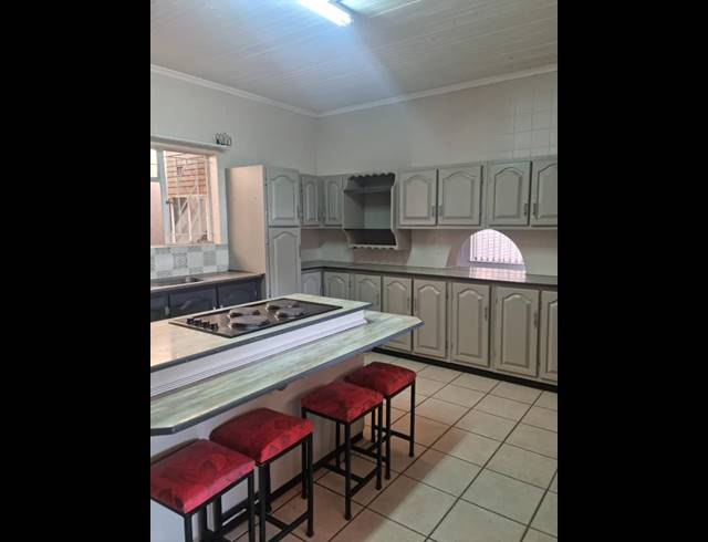 3 BEDROOM PROPERTY TO RENT IN EDELWEISS